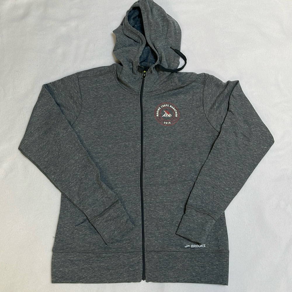 Brooks Large Women’s 2018 Marine Marathon Zip Hoodie Sweatshirt